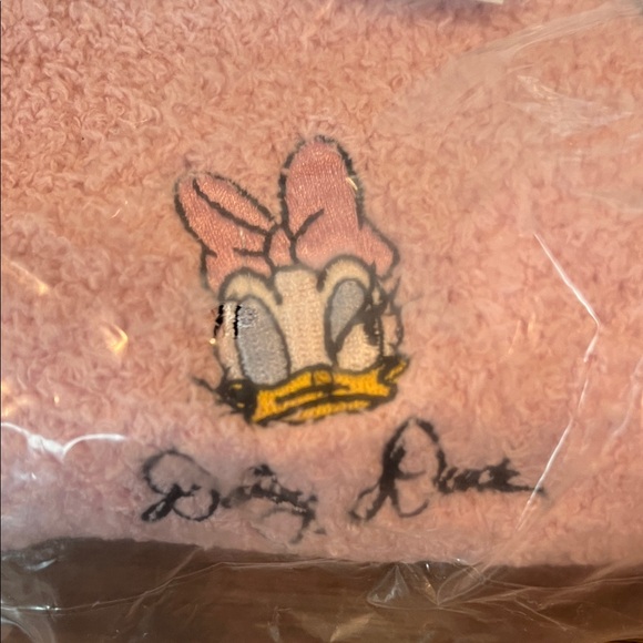 NWT Disney Forever 21 Daisy Pink Plush Romper with Pearl Buttons Women’s Small - Picture 4 of 6